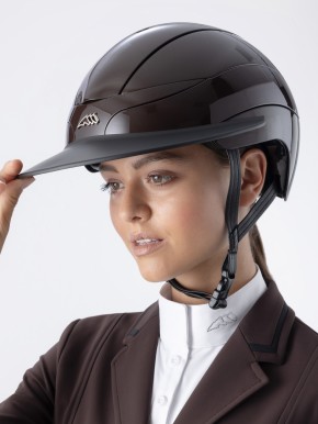 Equiline Reithelm Xanto Braun Glänzend | Mit Sonnen-Visier